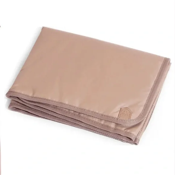 NWT Freshly Picked Rose Minimal Water Resistant Faux Leather Diaper Backpack - Picture 8 of 11